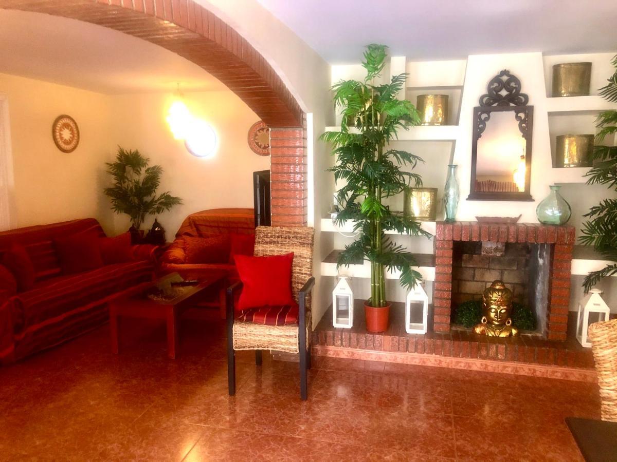 Gran Casa Con Terraza A 3 Min Playa Con Wifi - Rodeada De Servicios Roquetas de Mar Exteriör bild