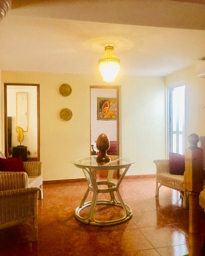 Gran Casa Con Terraza A 3 Min Playa Con Wifi - Rodeada De Servicios Roquetas de Mar Exteriör bild