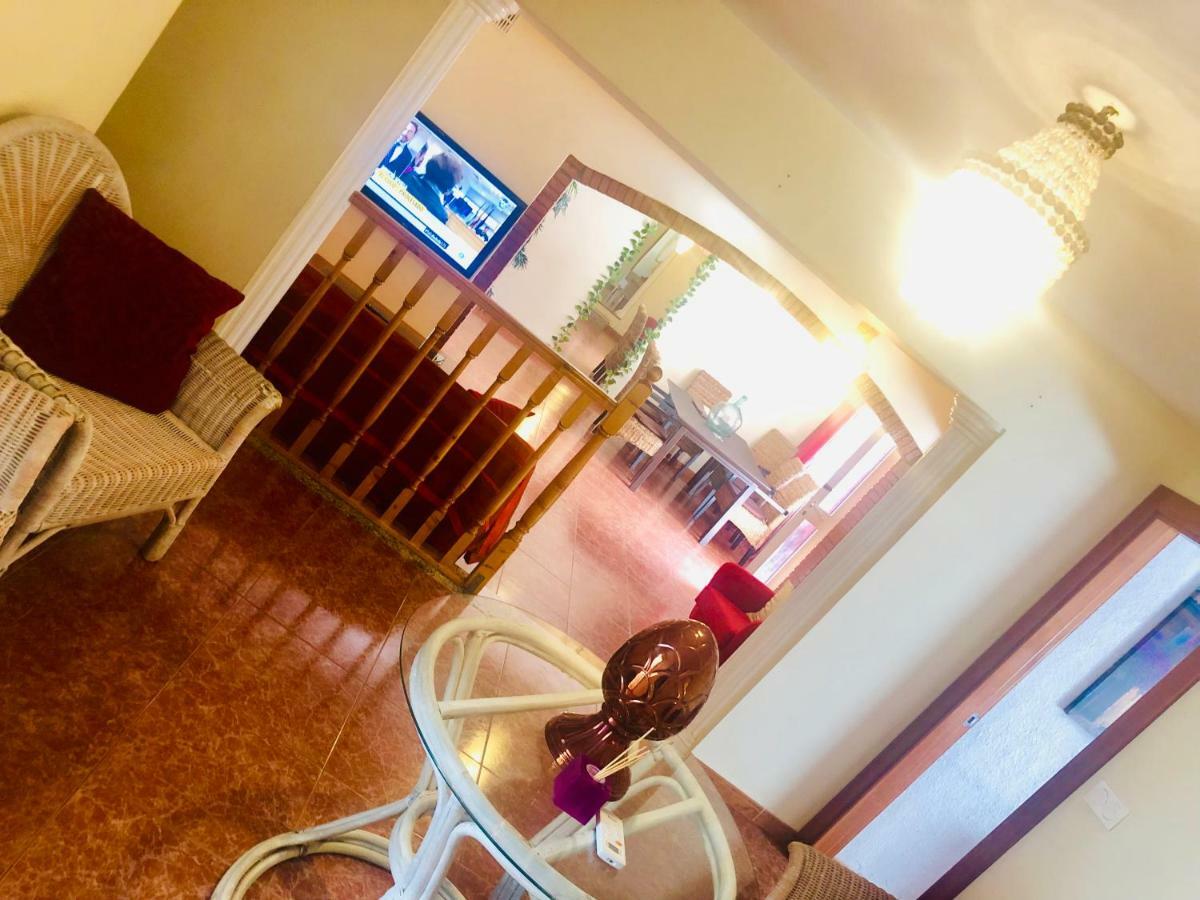 Gran Casa Con Terraza A 3 Min Playa Con Wifi - Rodeada De Servicios Roquetas de Mar Exteriör bild