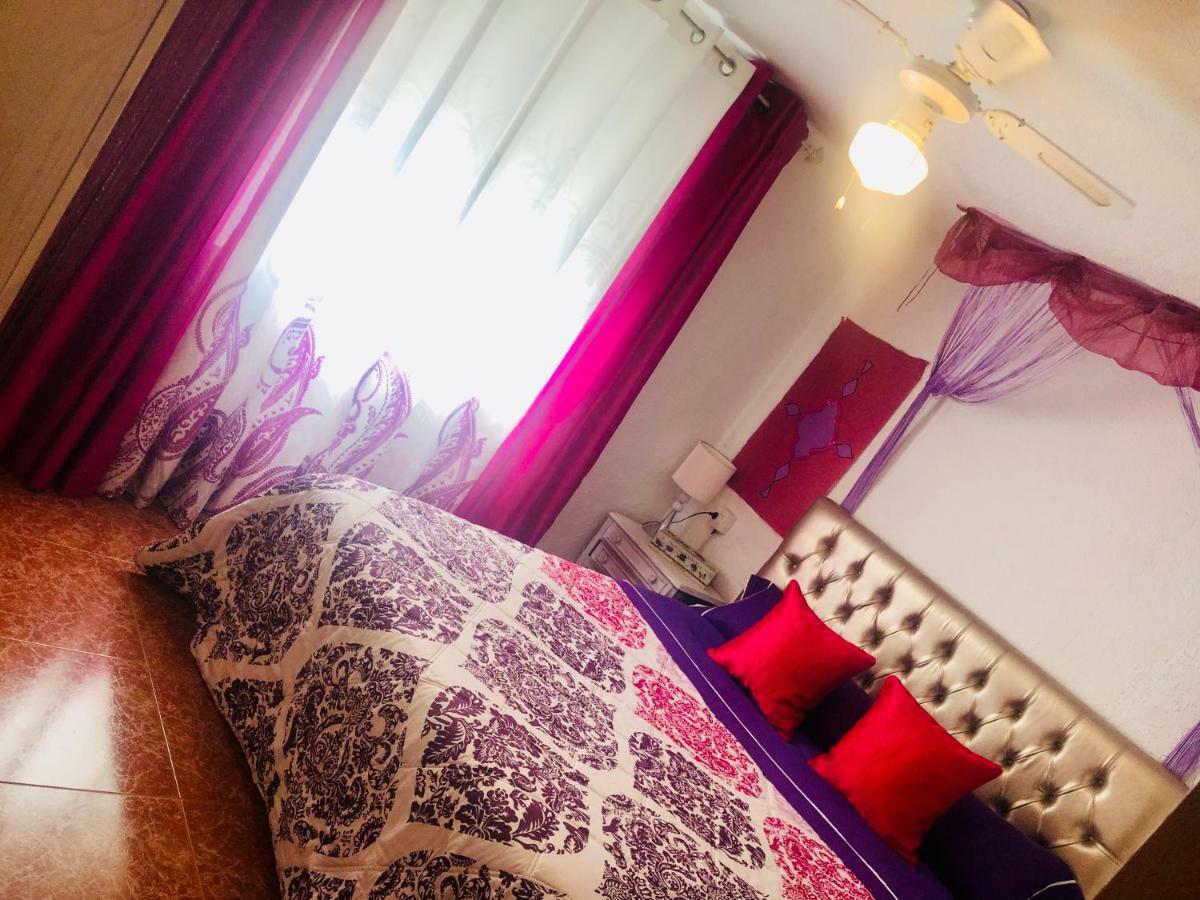 Gran Casa Con Terraza A 3 Min Playa Con Wifi - Rodeada De Servicios Roquetas de Mar Exteriör bild